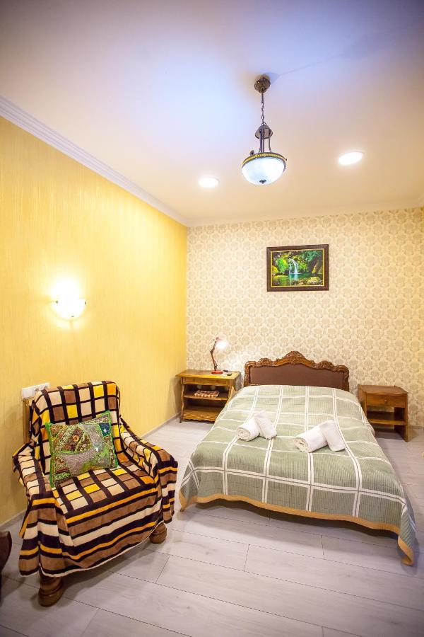 Guest House Happy Holidays Tbilisi Exterior photo